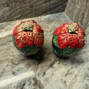 Fitz And Floyd Holiday Poinsettia Salt And Pepper Shakers,Like New, Vintage 2004